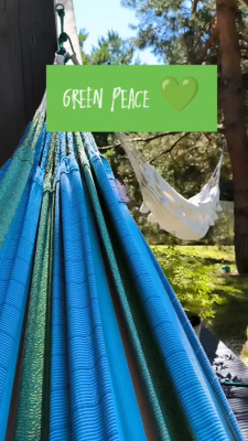 Zielono mi , ktoś kiedyś śpiewał....  Rzeczywiście bywają zielone chwile...    #hamak #hamakujemy #hamakzdrazkiem ...