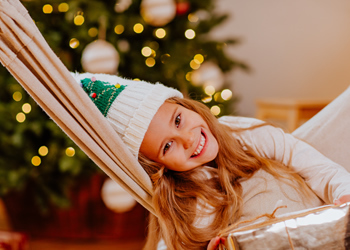 Prezent pod choinkę, czyli czym obdarować bliskich w święta