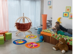 Stojak do foteli hamakowych dla niemowląt, Hippo - drewno - oliwka(1)